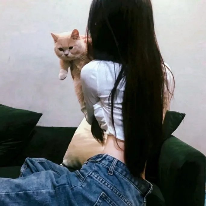 赤裸